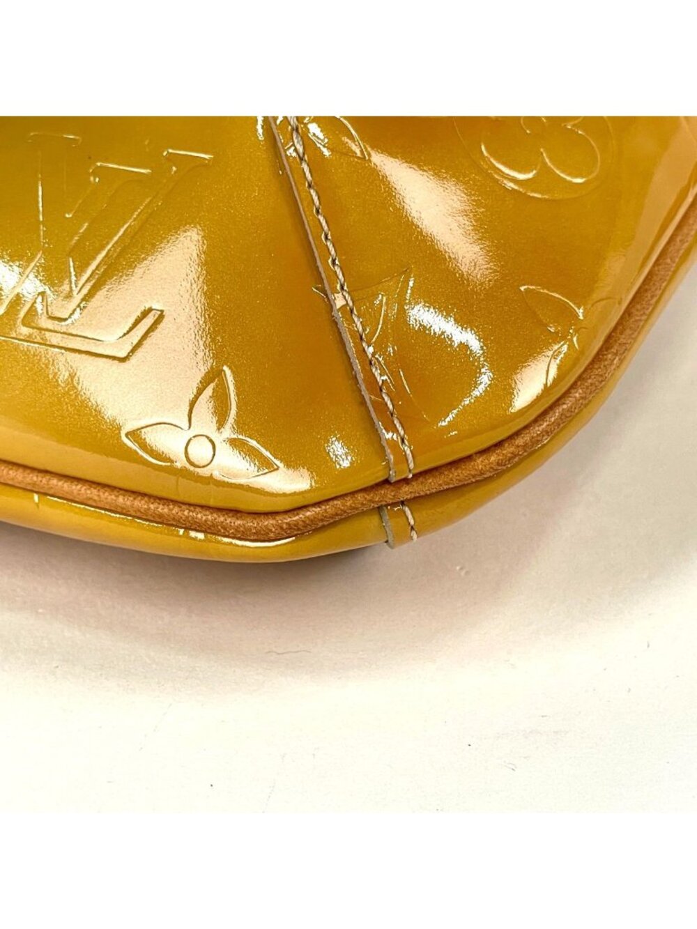 Louis Vuitton Thompson Street Shoulder Bag Monogram Vernis Beige - Picture 3 of 9
